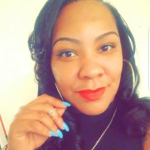 Meet your Posher, Mesha